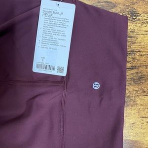 Lululemon yoga pants